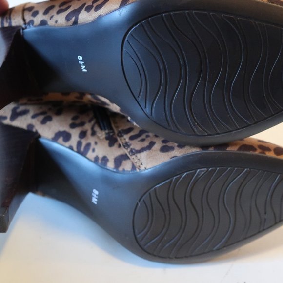 NWOB IMPO TULAH LEOPARD TEXTILE BOOTIE 38 US/8.5* - Picture 8 of 8